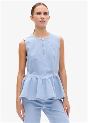 Merja top Light Denim Rinse Baum Und Pferdgarten